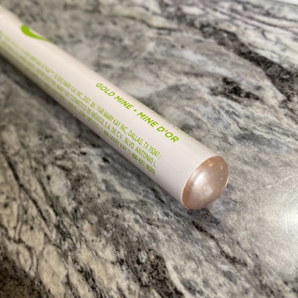 Gold Mine Eye Crayon Mary Kay at Play - Picture 3 of 3